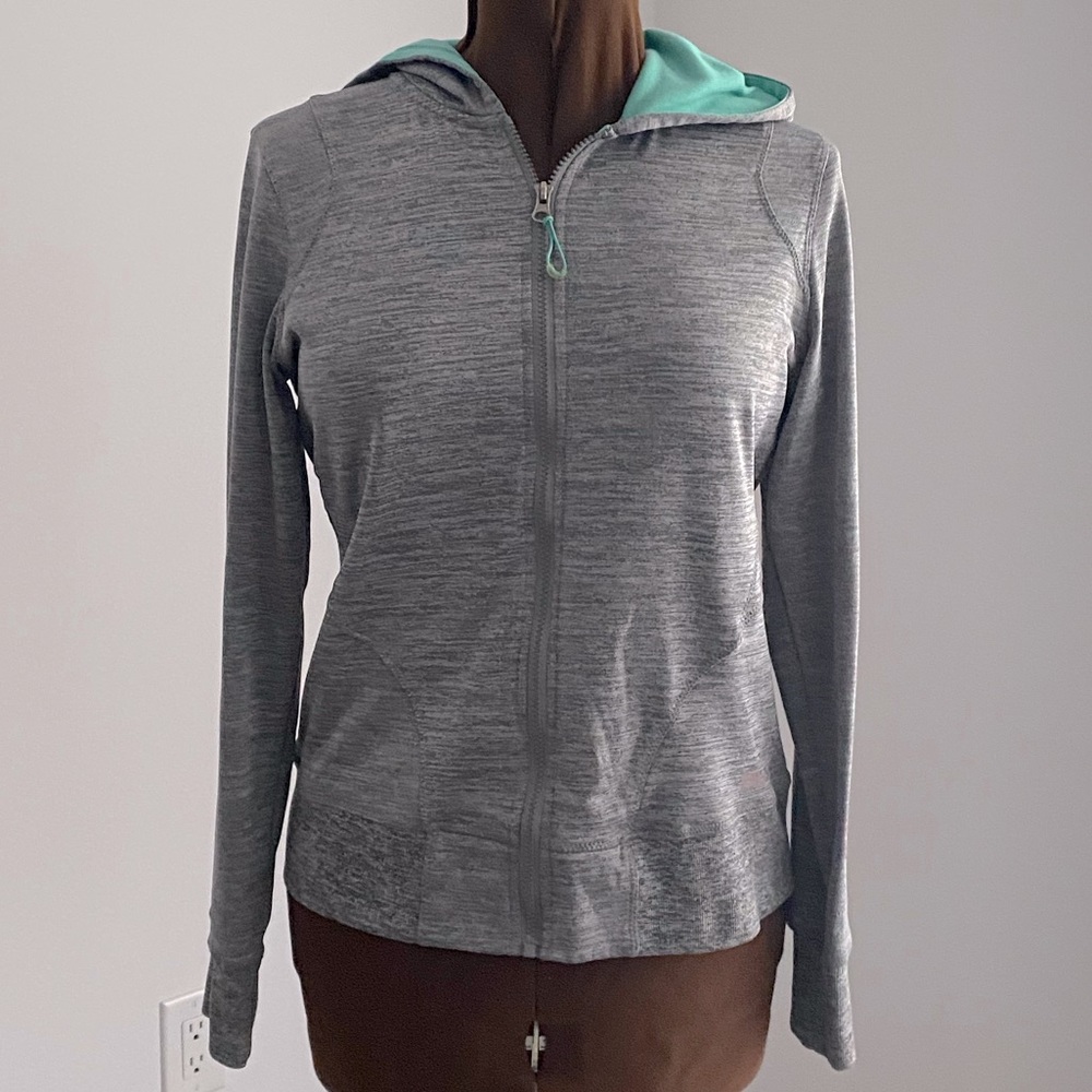 💙FILA💙 Grey and aqua blue zip up sweater In medium.